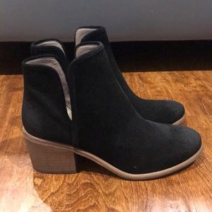 Genuine leather booties